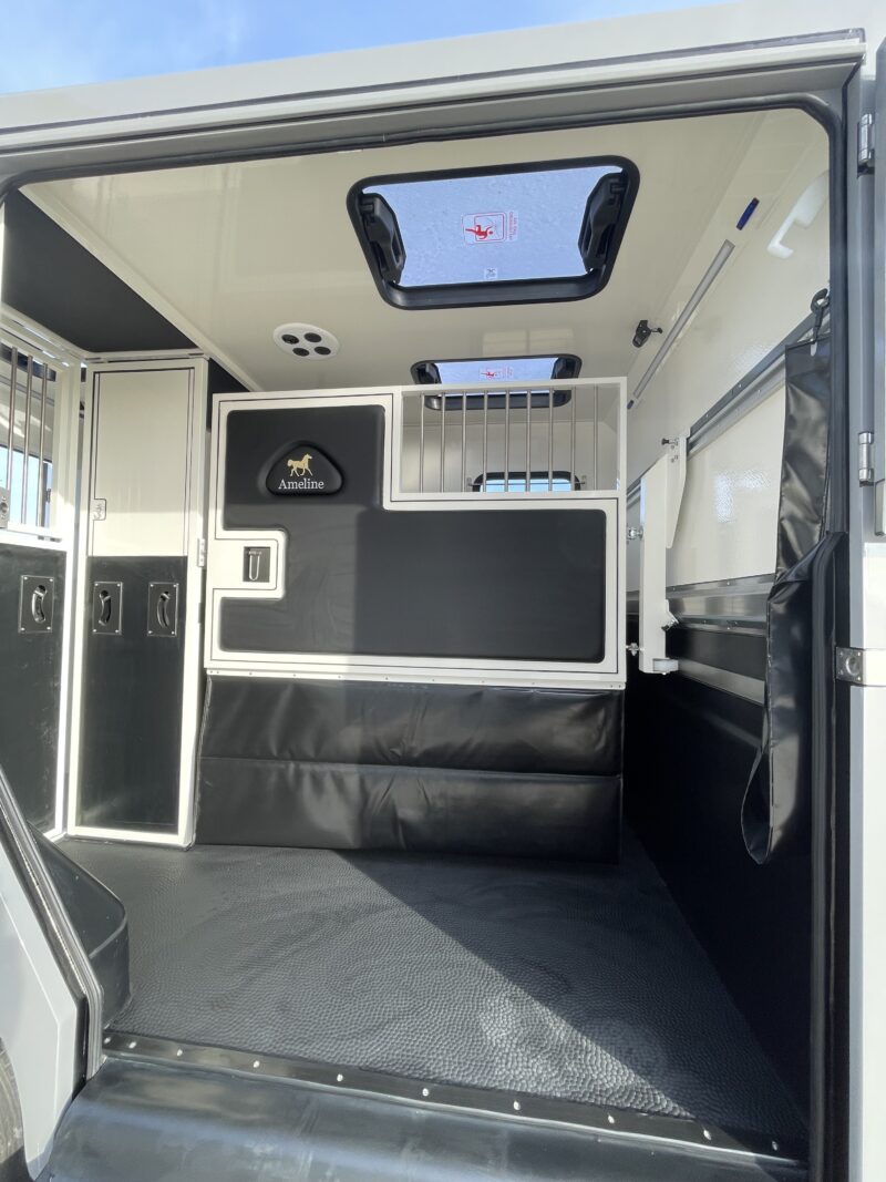 Renault Master Truck Interior