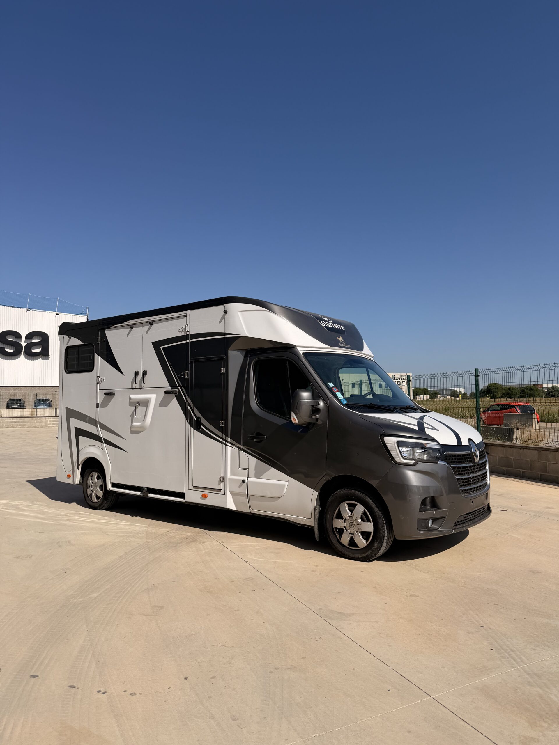 Furgoneta segunda mano Renault master 165cv - Disponible en Carrosserie Ameline
